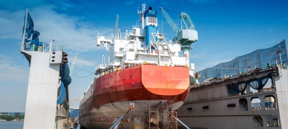 The hull painting consists of washing, blasting and painting of the vessel cargo ship by operator at international dry dock