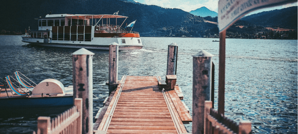 Boat leaving a dock